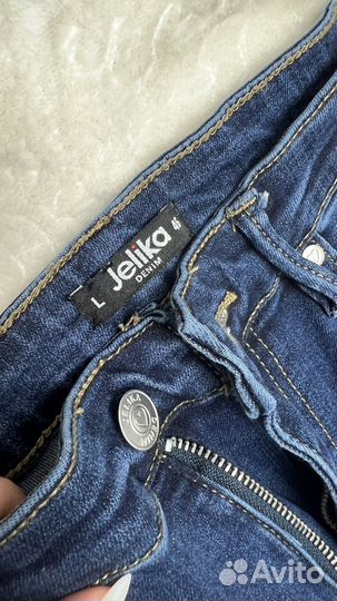 Джинсы