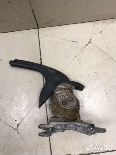 Рычаг стояночного тормоза Kia Sportage