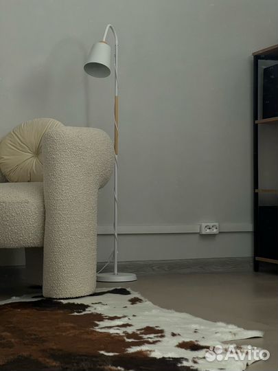 Торшер напольный
