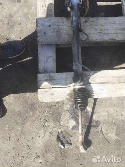 Рулевая рейка Ford Fiesta