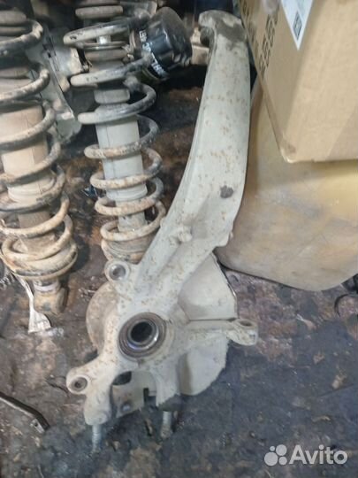 Кулак поворотный Mazda 6 GH правый