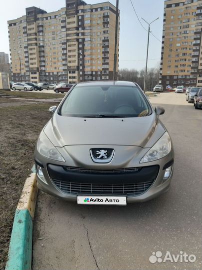 Peugeot 308 1.6 AT, 2010, 120 000 км