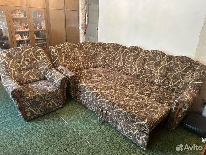 Угловой диван