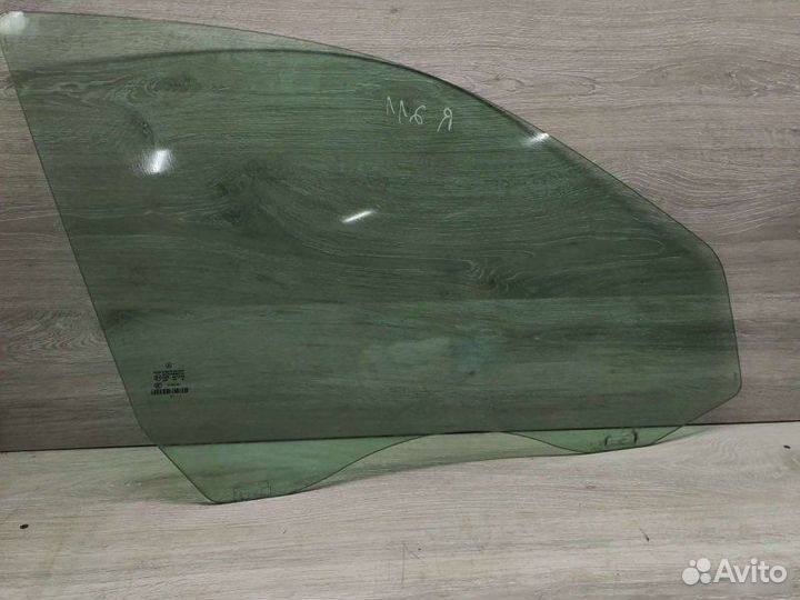 Стекло двери Mercedes E W211