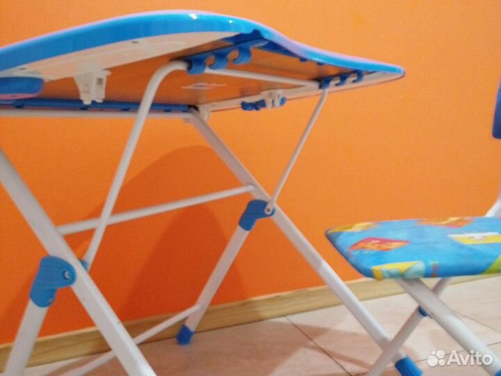 Детский развивающий стол со стульчиком