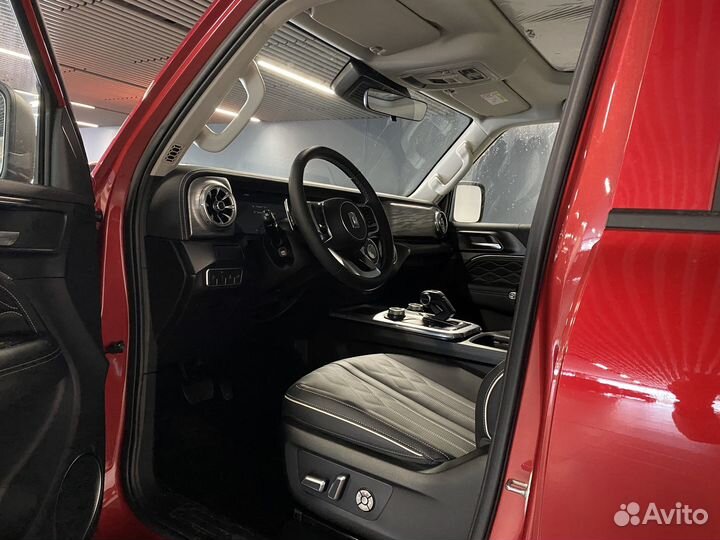 Tank 300 2.0 AT, 2024