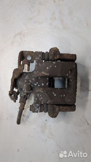 Суппорт Toyota Auris E15, 2009