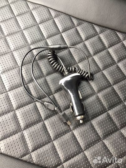 Зарядка автомобильная для телефона, планшета