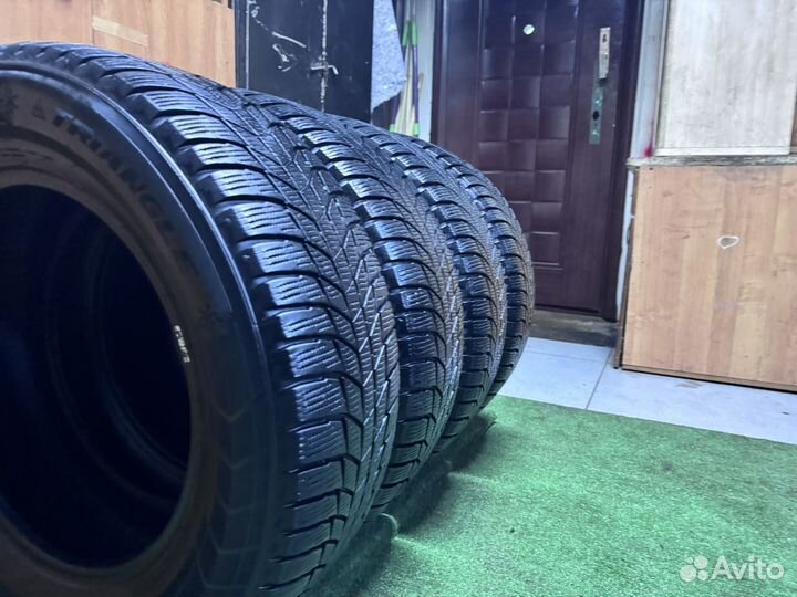 Triangle Snowlink TWT02 235/65 R17 108R