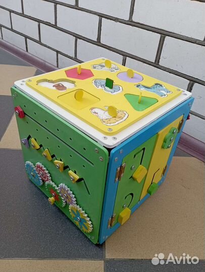 Развивающие игрушки, бизиборды