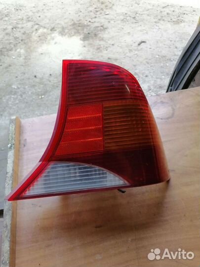 Фонарь задний правый для Ford Focus 1
