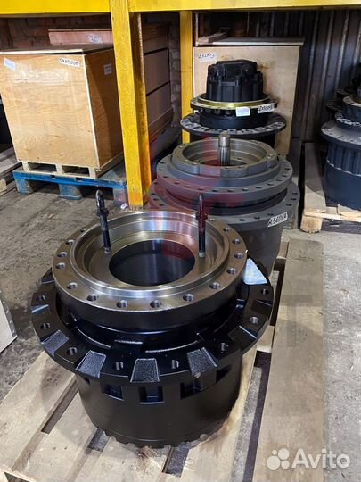 Редуктор хода Doosan DX300LCA 170401-00048B