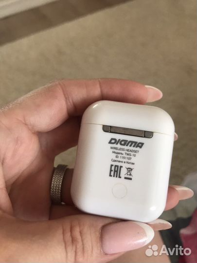 Беспроводные наушники