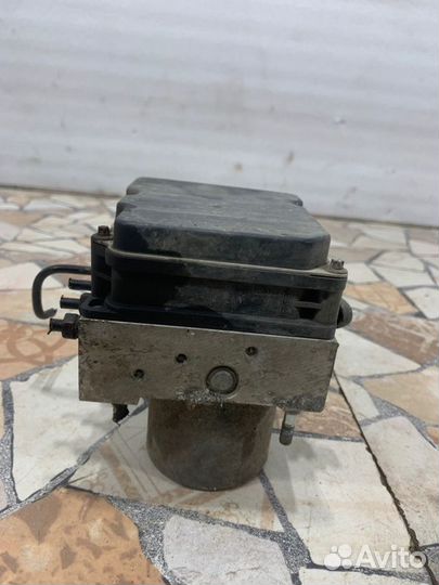 Блок ABS Nissan Teana J32