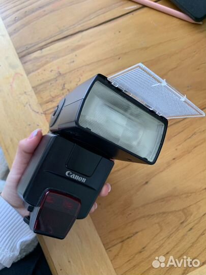 Вспышка canon speedlite 550 ex