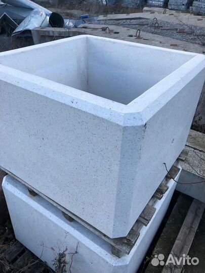 Цветочница из бетона. Кашпо