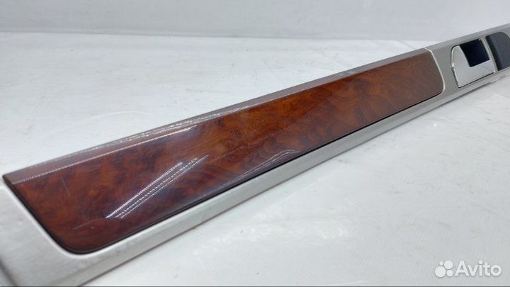 Накладка декоративная передняя левая Volkswagen