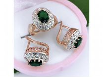 Серьги кольцо дубайское золото зеленые цирконы 937