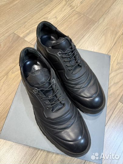 Полуботинки