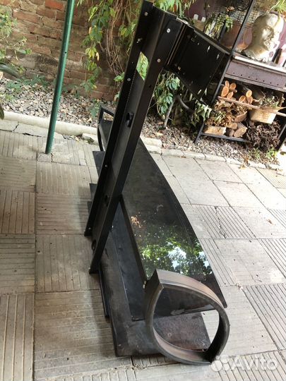 Стойка под телевизор с кронштейном Mart