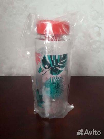 Бутылка для жидкости Yves Rocher, новая в упаковке