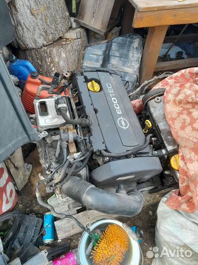 Двигатель Опель Астра Н Зафира Б 1.6 xep Astra GTC