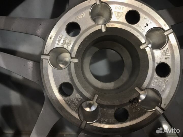 Зимние колеса Porsche Macan R18