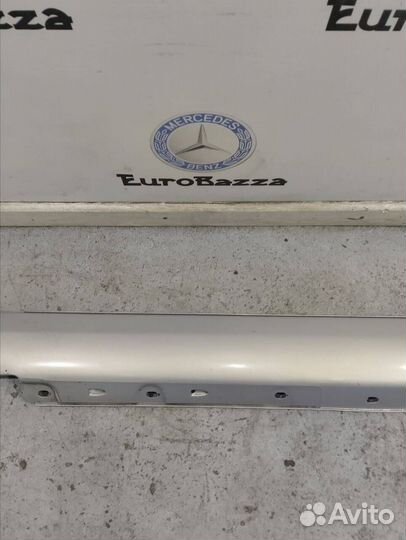 Накладка порога пластиковая левая Mercedes W203