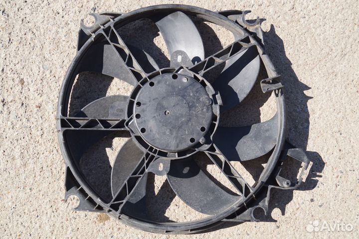 Вентилятор радиатора охлаждения Меган 3, Флюенс