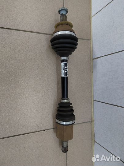 Приводной вал левый Rapid 1/2, Polo 5/6 6R0407763F