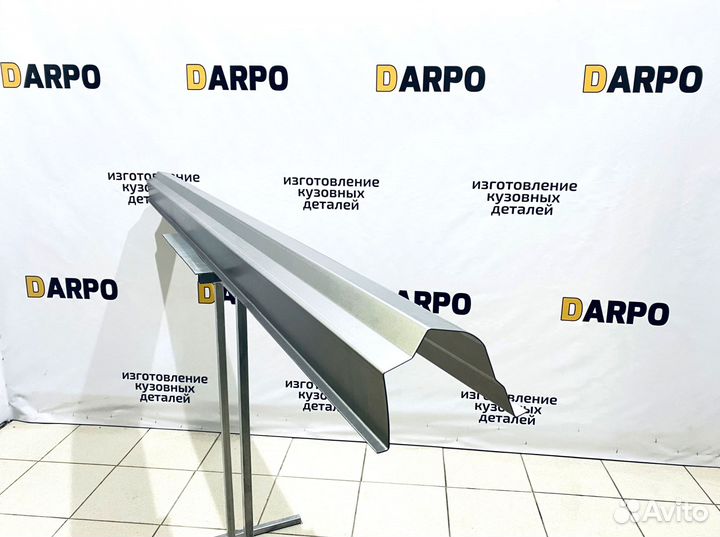 Пороги для Toyota Corolla 120 2000-2007 (E120, E130)