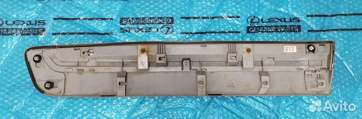 Молдинг двери Lexus Lx 570 задний левый рестаил