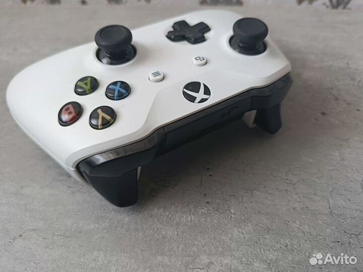 Геймпад xbox One