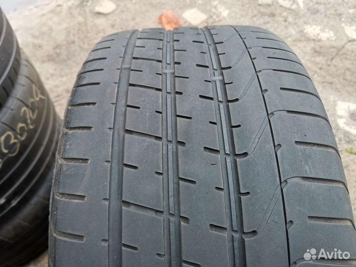Pirelli Carrier 285/35 R20