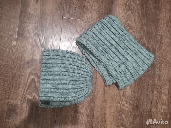 Комплект шапка и снуд женский