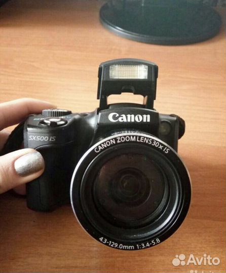 Зеркальный фотоаппарат