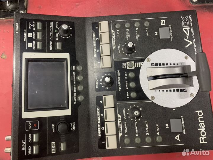 Микшерный пульт