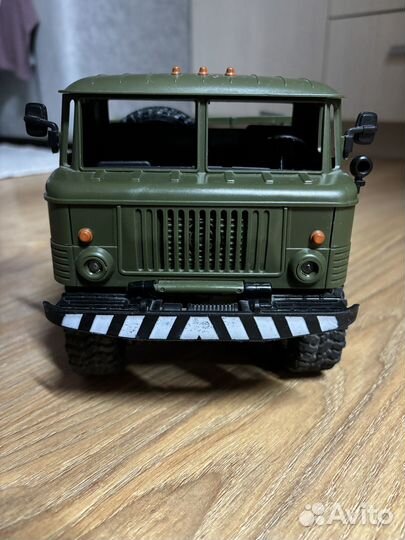 Радиоуправляемая модель газ 66 (шишига)