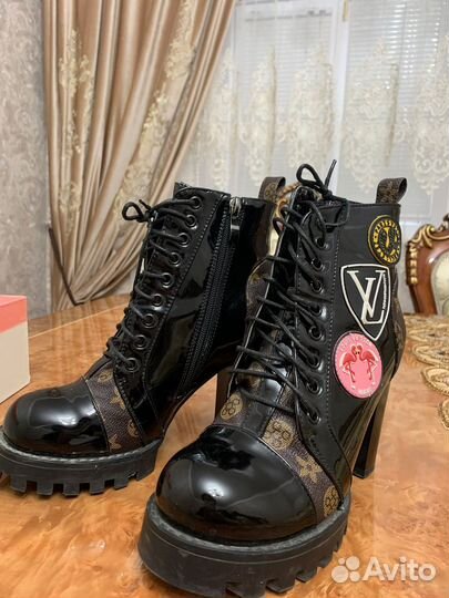 Ботильоны Louis Vuitton