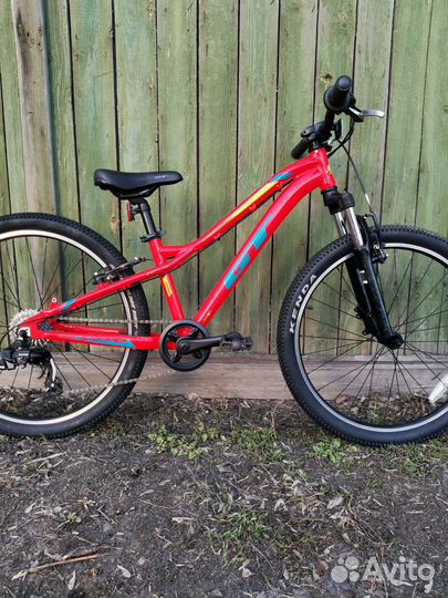 Велосипед GT stomper prime 24