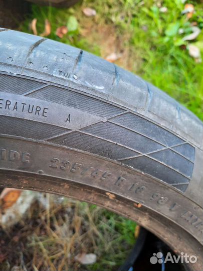 Centennial Tires Terra Commander P-Metric 235/45 R18