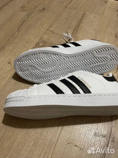 Adidas superstar