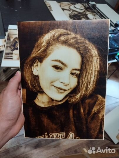 Выжигаем портреты по фото на дереве Подарок