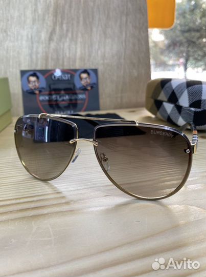 Солнцезащитные очки burberr*y