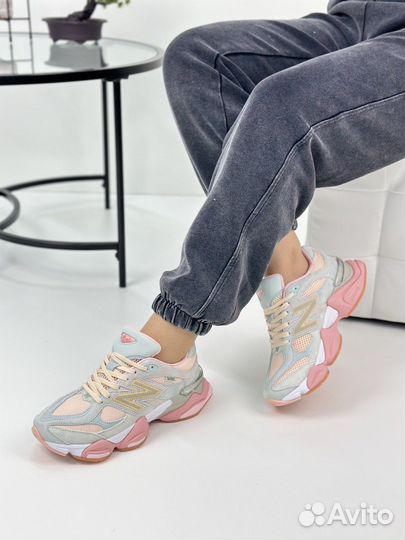 Кроссовки женские New balance 9060 розовые