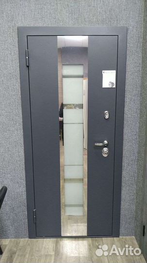 Дверь металлическая