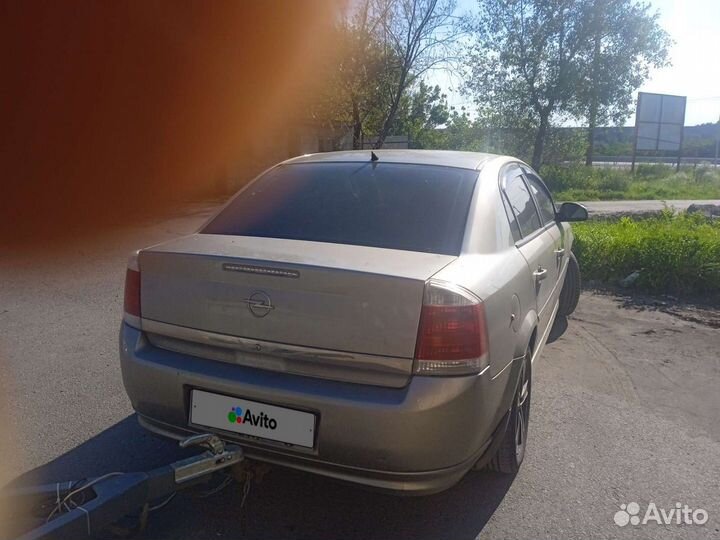 Opel Vectra 2.2 МТ, 2004, 388 000 км
