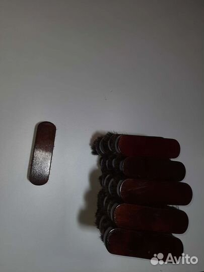 Щетка для одежды и обуви