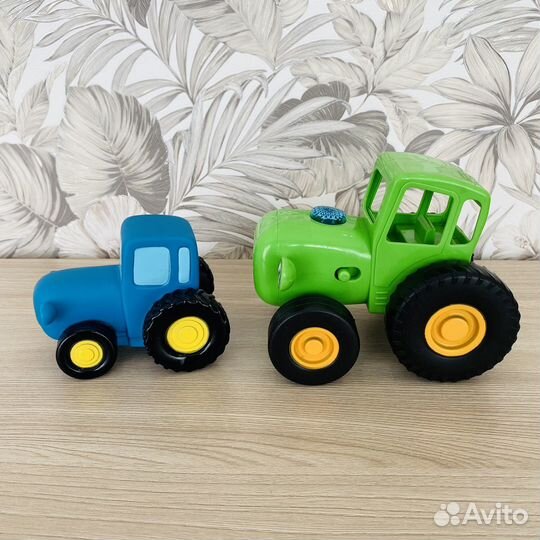 Синий трактор