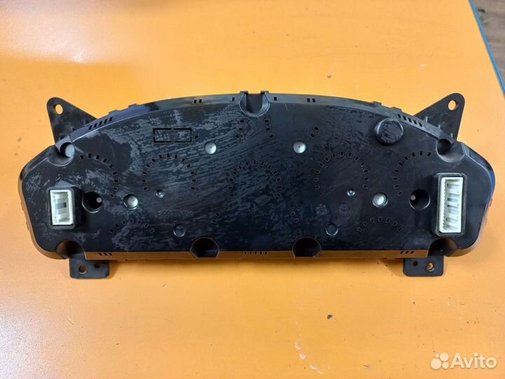 Щиток приборов Ravon R3